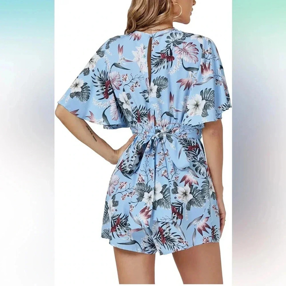 Jumpsuit Floral Print Deep V Neck Short Sleeve Tie Mini Short Romper NEW - Picture 3 of 4